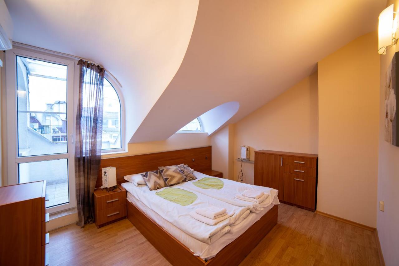 Maisonette Picadilly Varna Exteriér fotografie